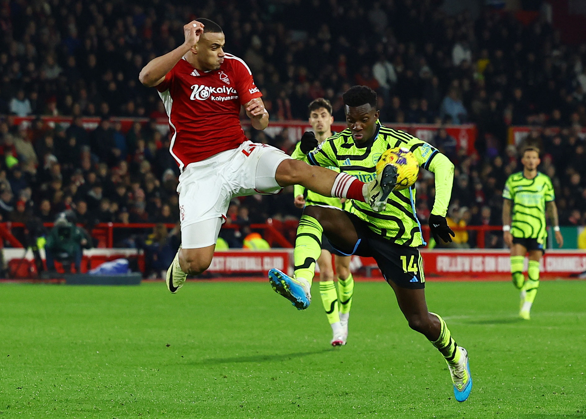 Premier League - Nottingham Forest v Arsenal